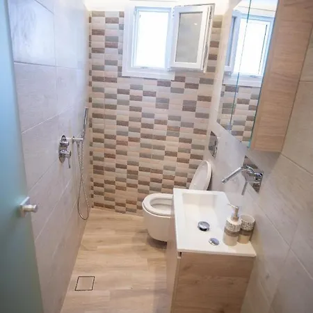 F&i Maisonette * Naxos City