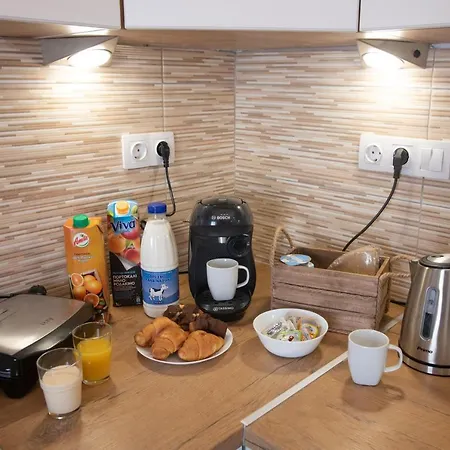 F&i Maisonette Apartman Naxos City